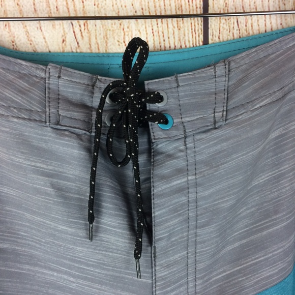 Burnside Colorblock Board Swim Shorts Sz 28 - Picture 3 of 7